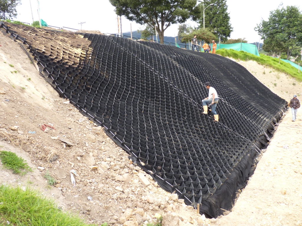 Talud 1.JPG